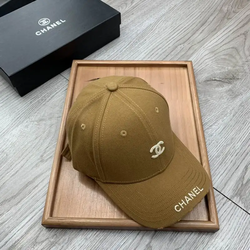 Chanel cap (40)